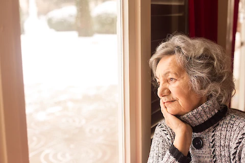 12 Signs of Seasonal Affective Disorder for Seniors