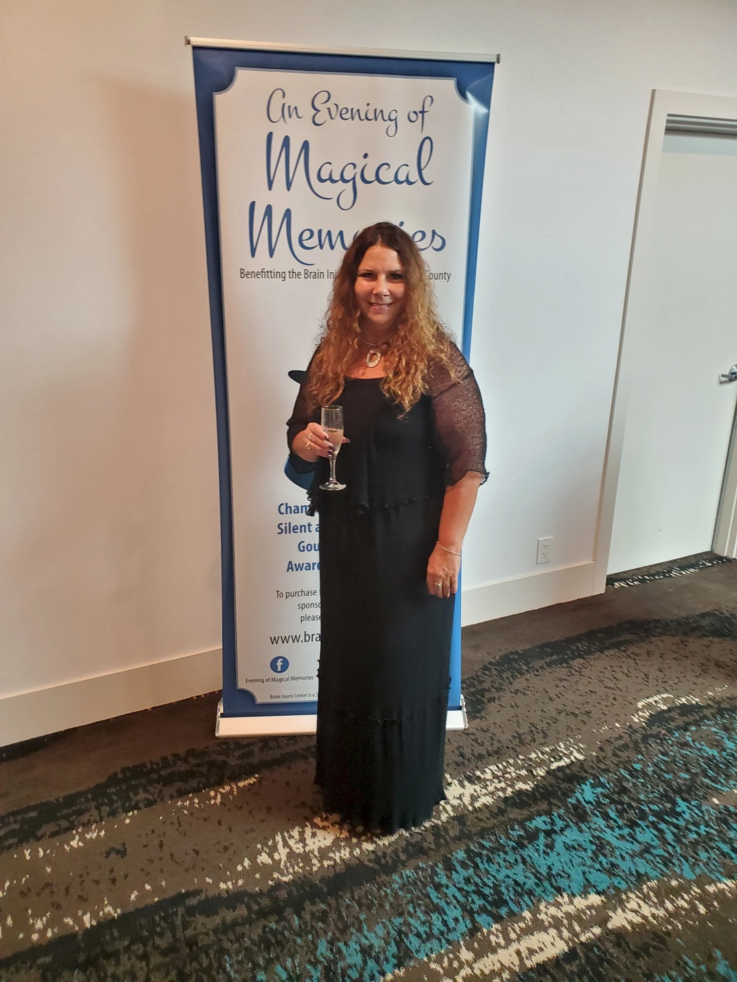 Ann Renee, our Care Director at Senior Helpers, attended the Magical Gala at the Brain Injury Center in Ventura.