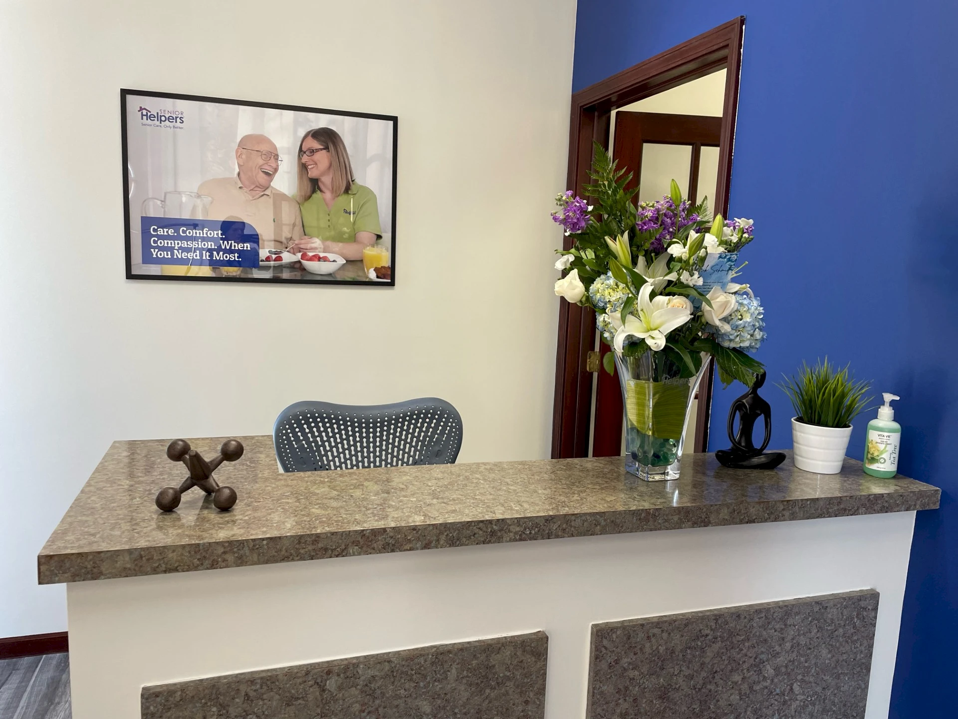 Welcome to Senior Helpers of Buffalo Grove! Feel free to stop by our front desk and learn more about how we can support you and your loved ones today!