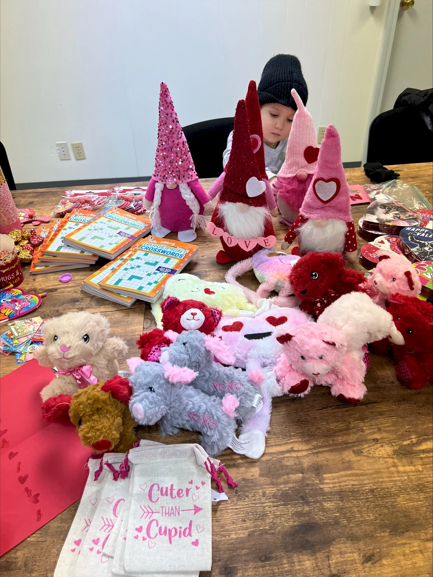 We were ecstatic to host a local pre-school in our Center of Excellence for a fun Valentine's Day card-making event to make cards to distribute to seniors in the community!